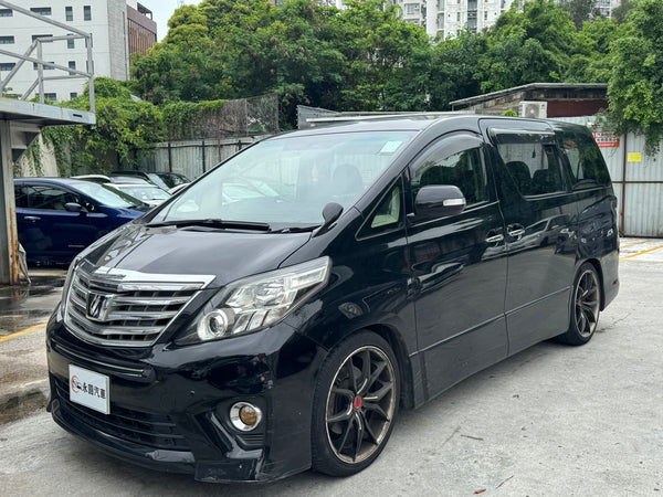 TOYOTA ALPHARD 2012