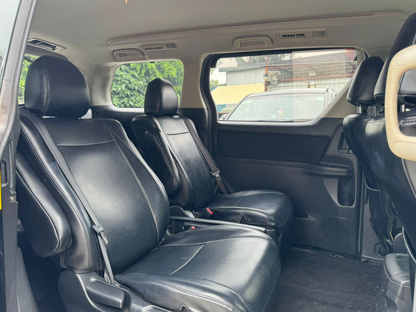 TOYOTA ALPHARD 2012