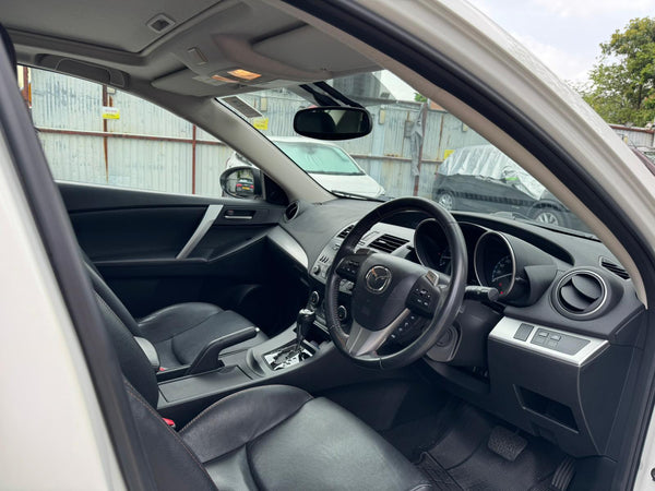 Mazda Mazda 3 2013