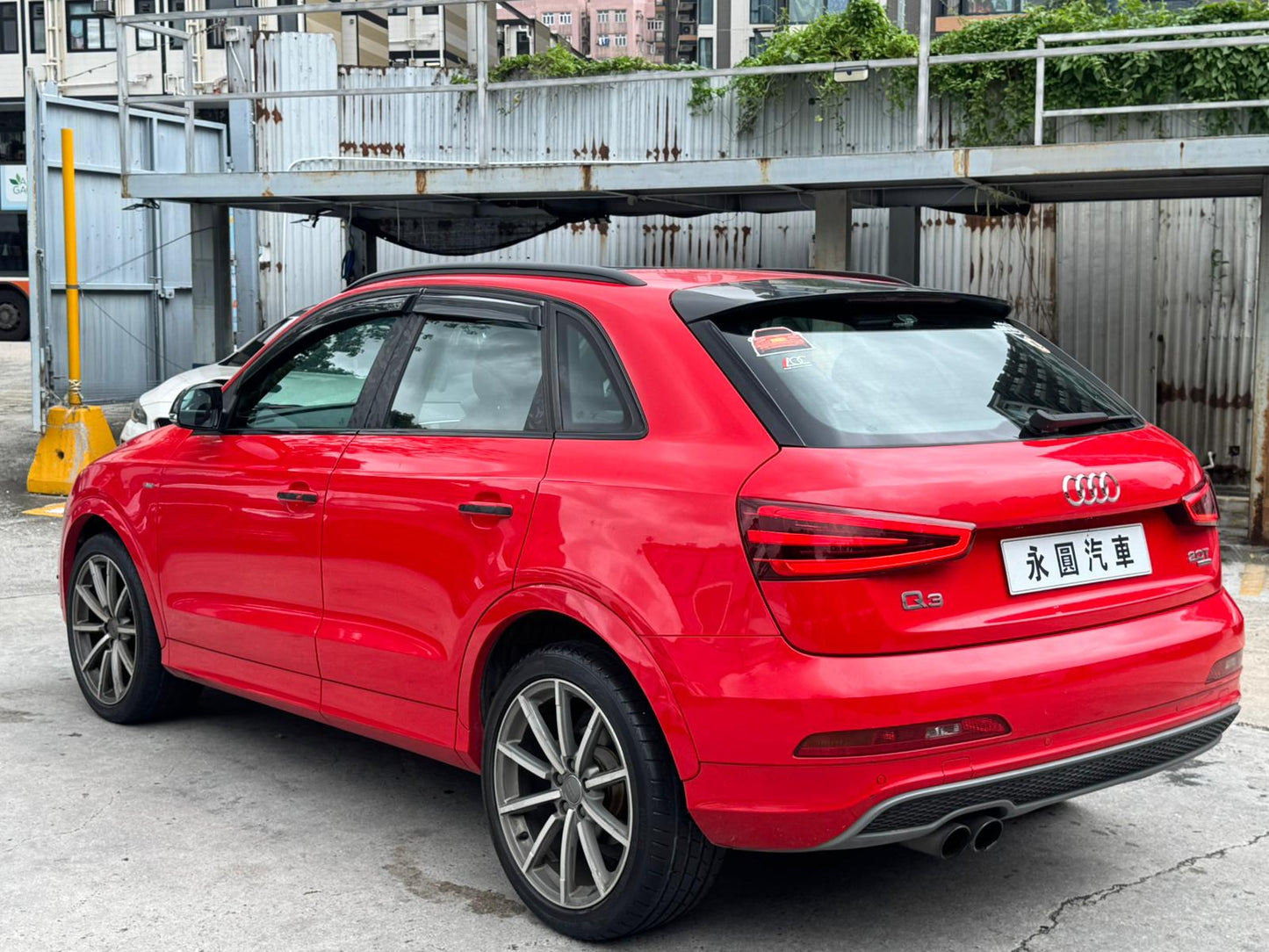 AUDI Q3 2.0 2013