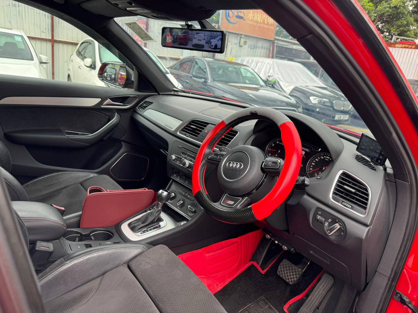 AUDI Q3 2.0 2013