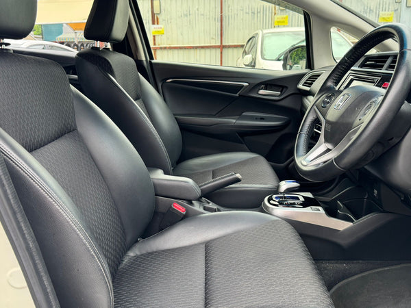 HONDA FIT HYBRID L PACKAGE 2014