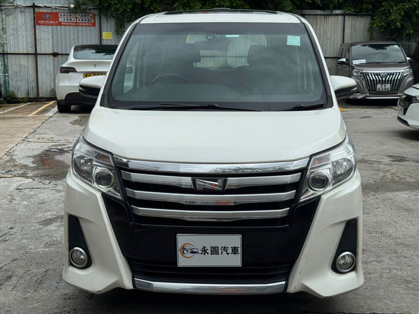 Toyota Noah 2016
