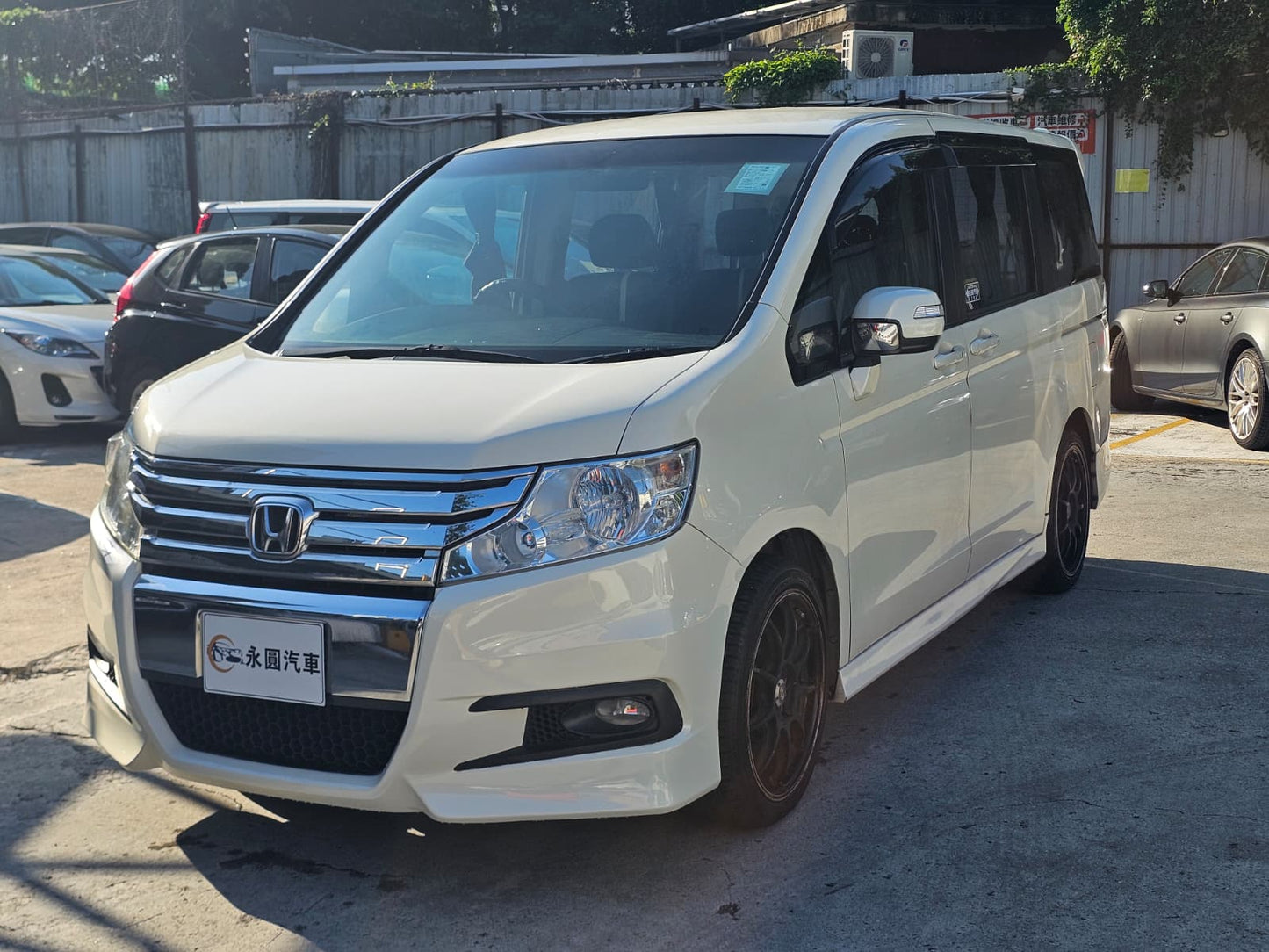 HONDA STEPWGN SPADA S 2011