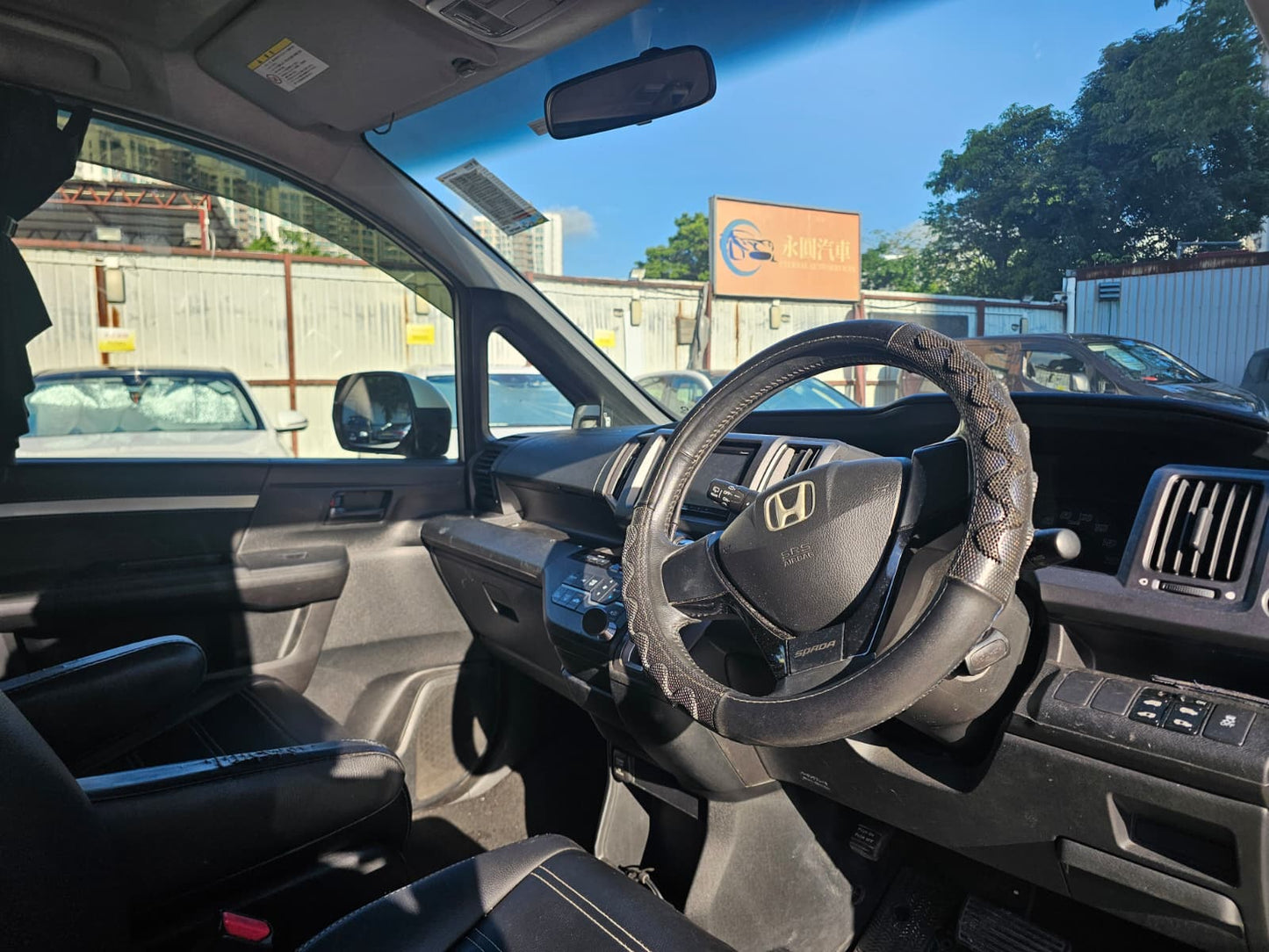 HONDA STEPWGN SPADA S 2011