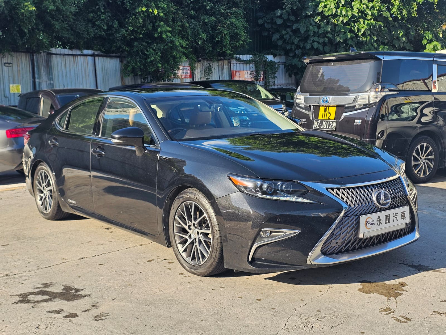 Lexus ES300h 2016