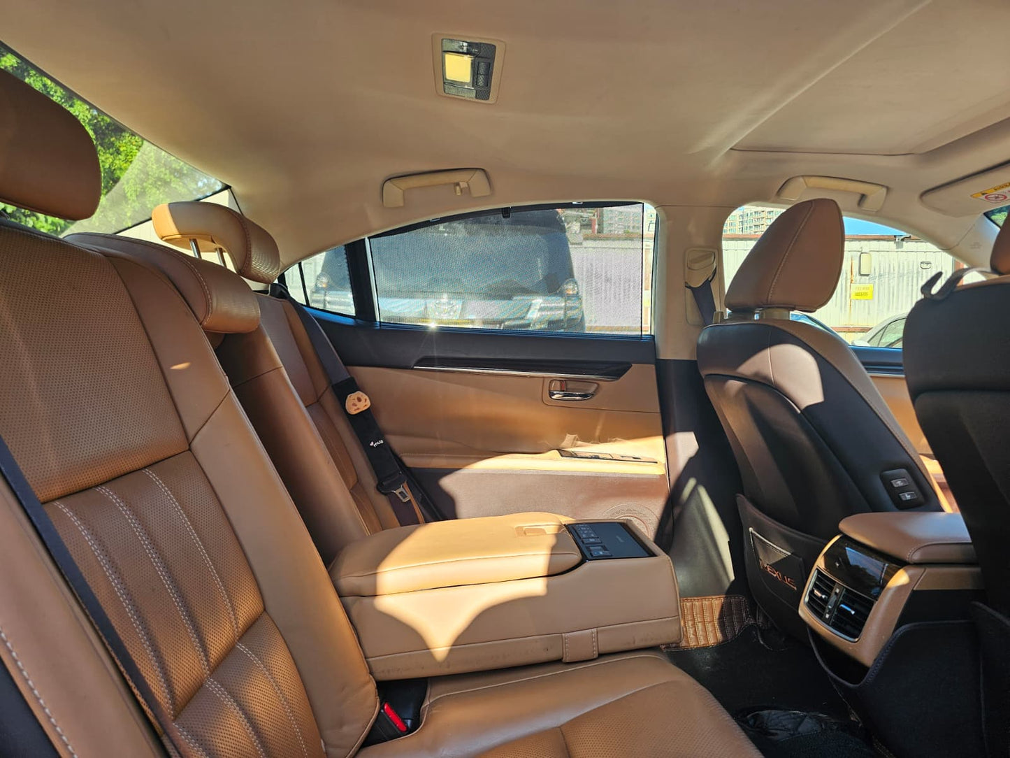 Lexus ES300h 2016