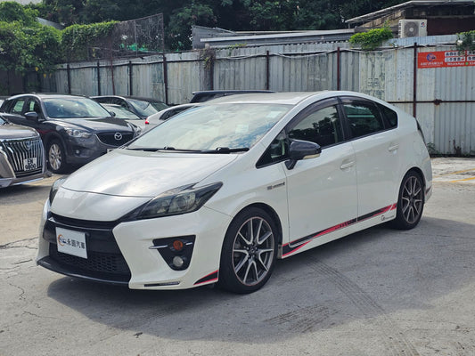 TOYOTA PRIUS GS 2012