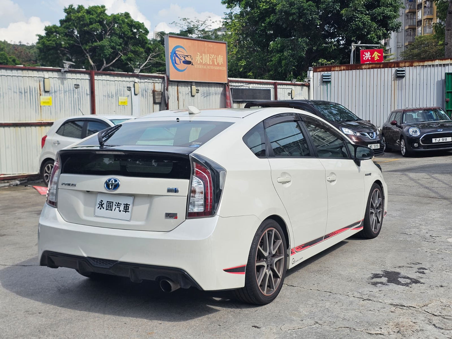 TOYOTA PRIUS GS 2012