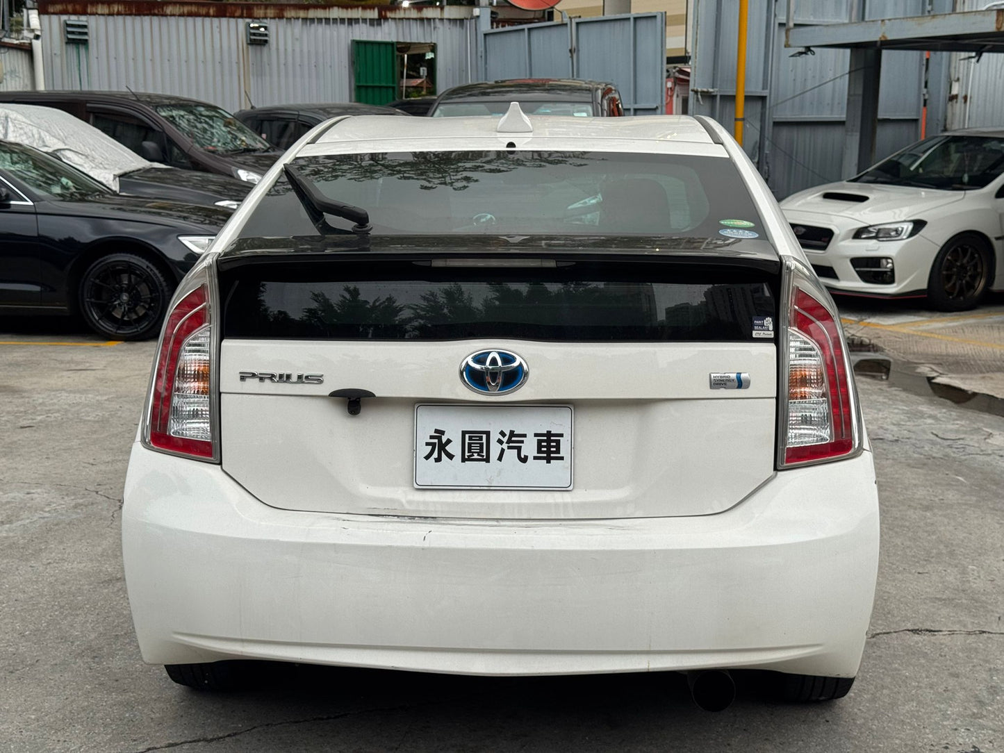 TOYOTA PRIUS 2013