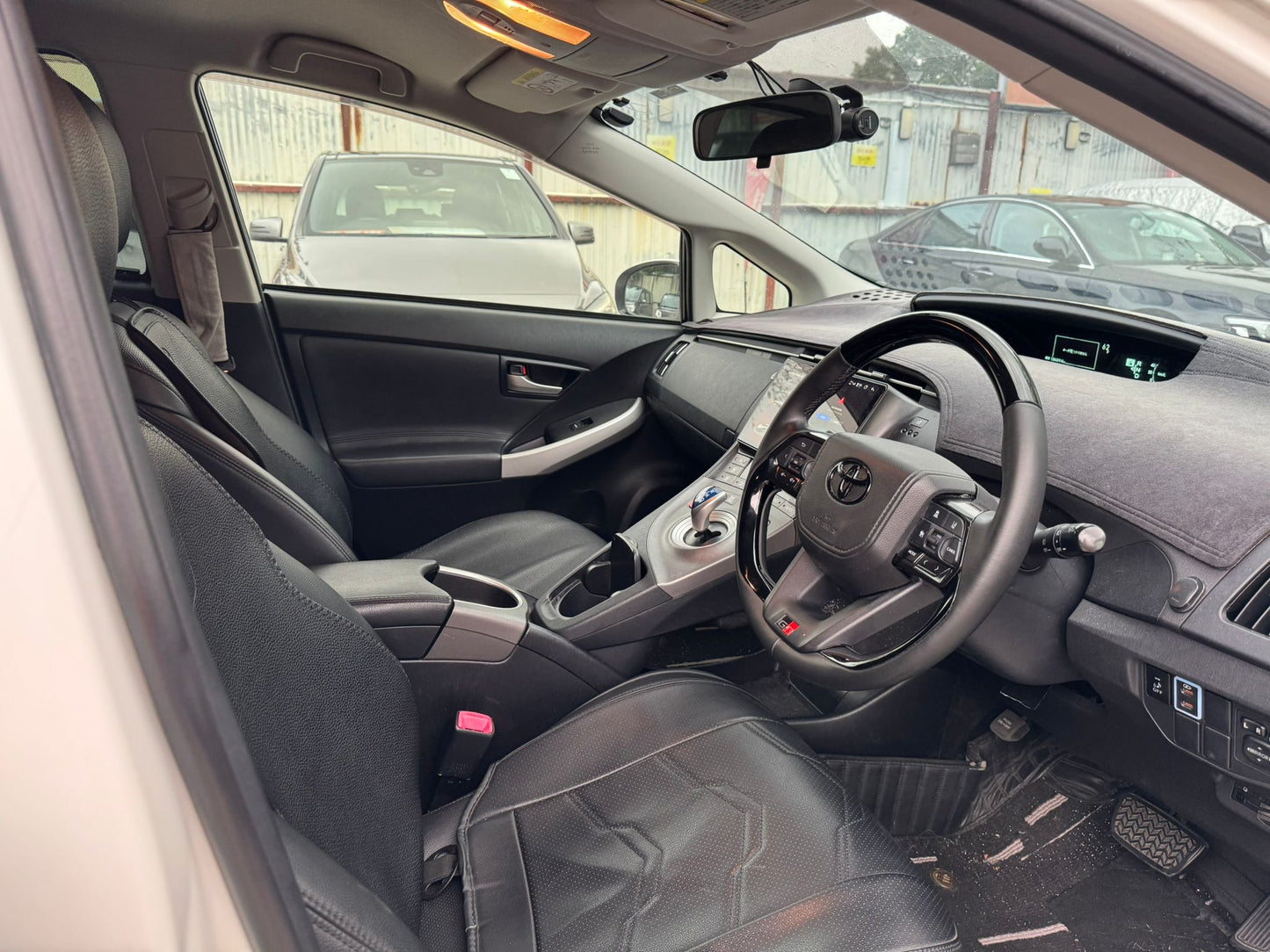 TOYOTA PRIUS 2013