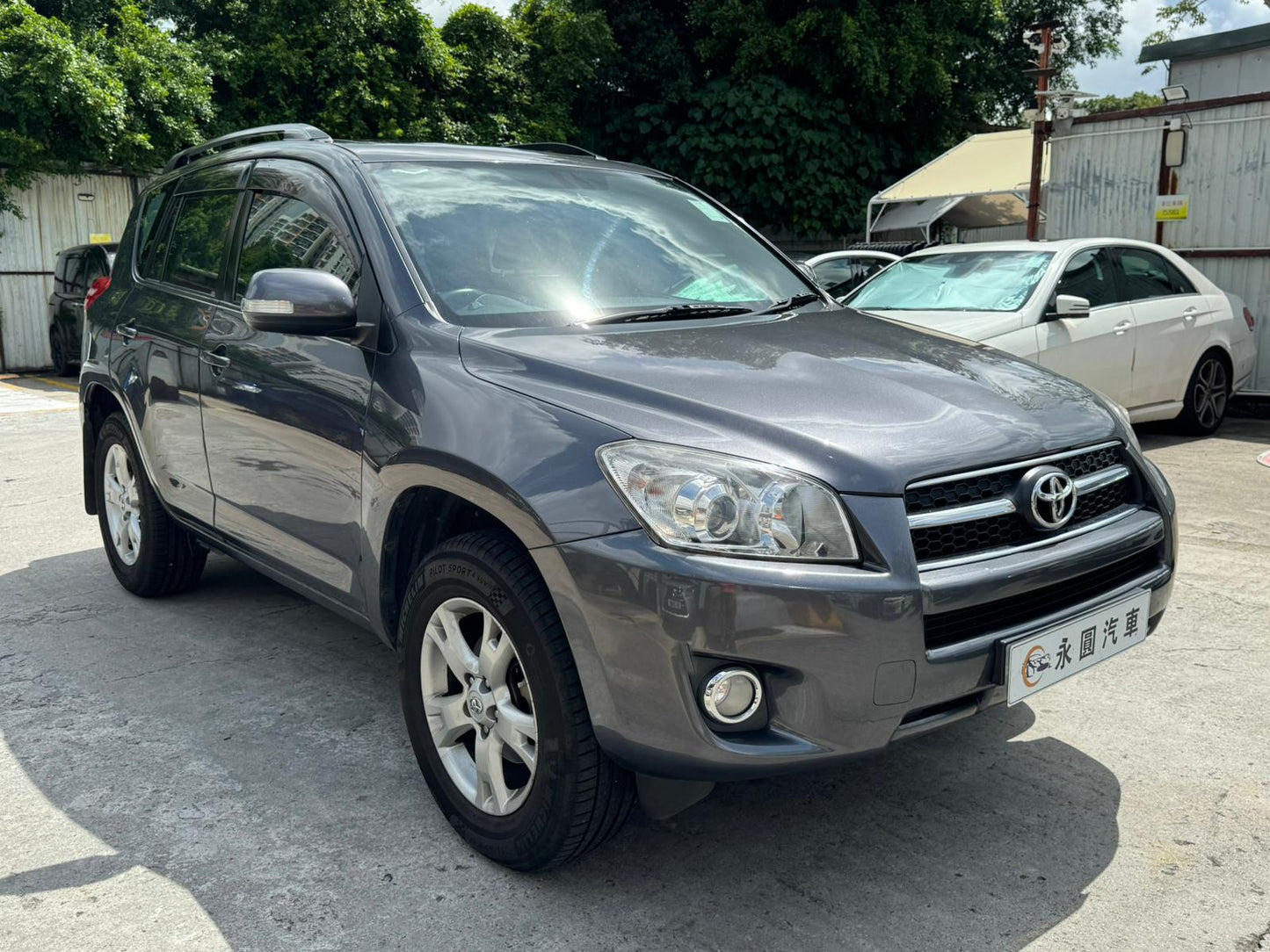 TOYOTA RAV4 2009