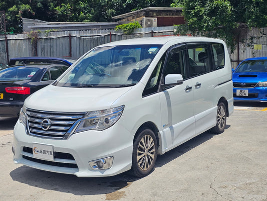 Nissan Serena 2014