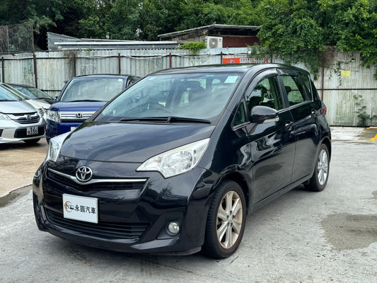 Toyota Ractis 2012
