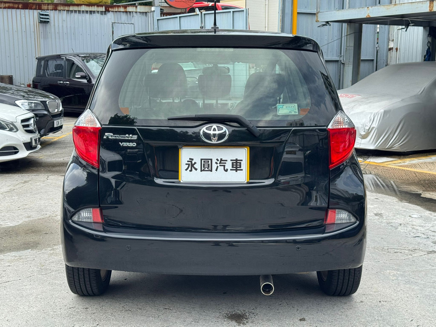 Toyota Ractis 2012