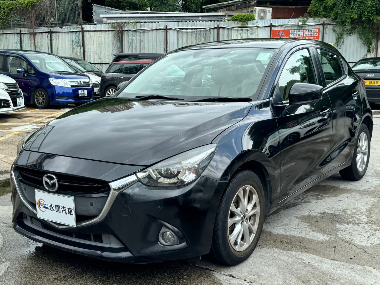Mazda Mazda2 2015