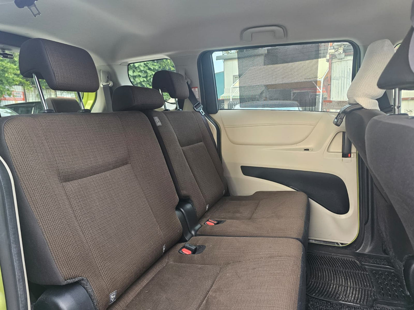 TOYOTA SIENTA 2015