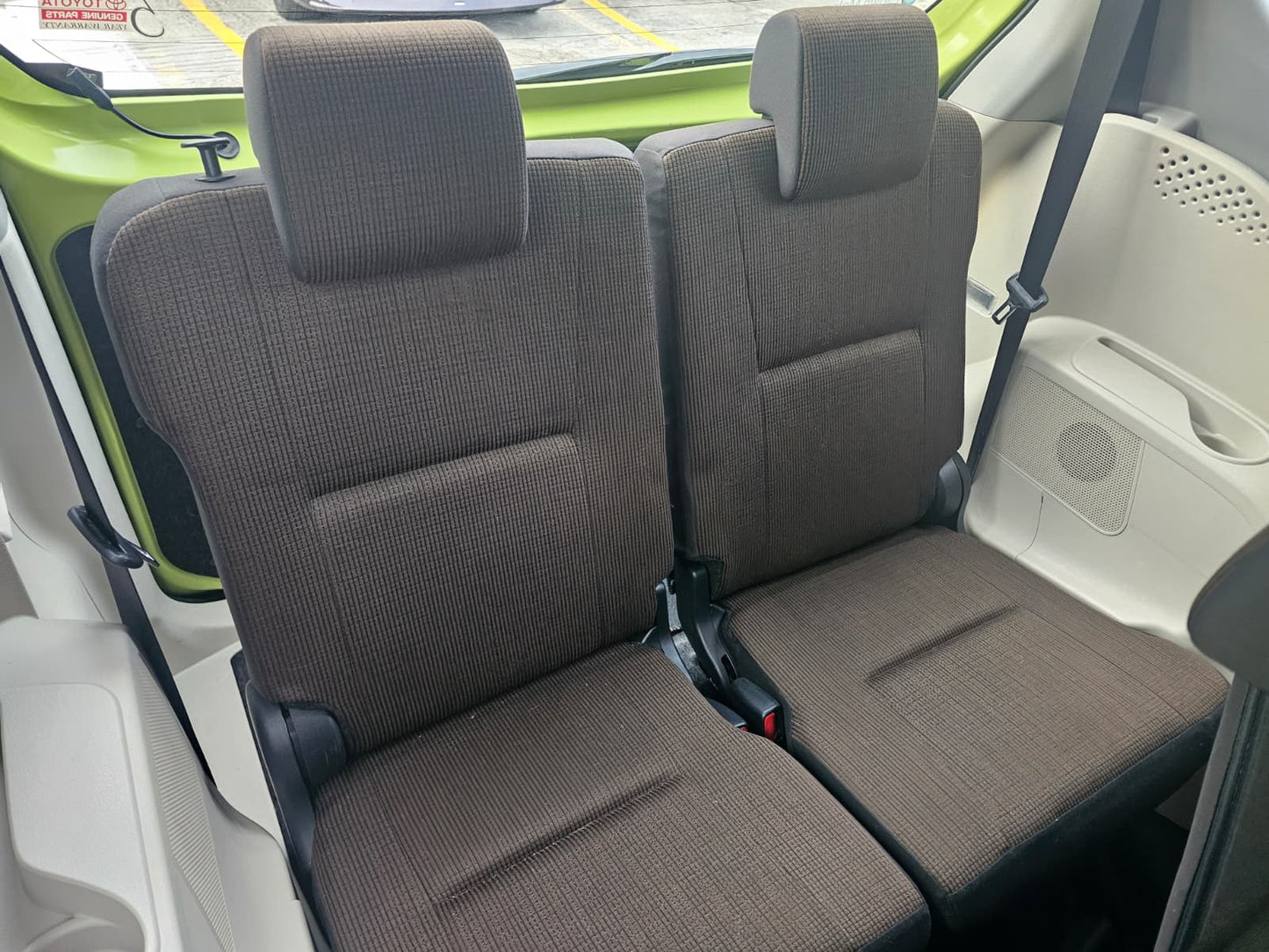 TOYOTA SIENTA 2015