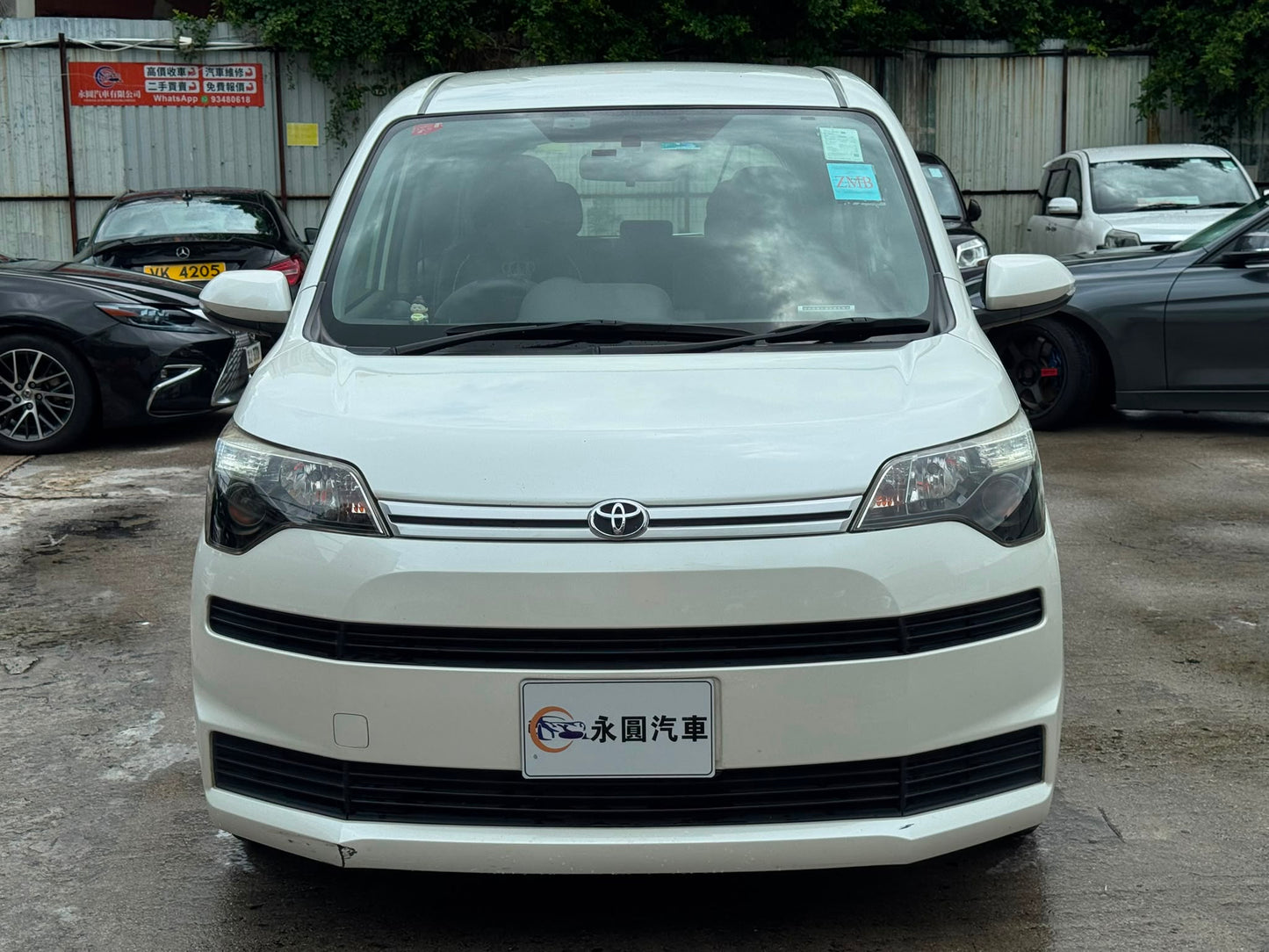 Toyota Spade 2015