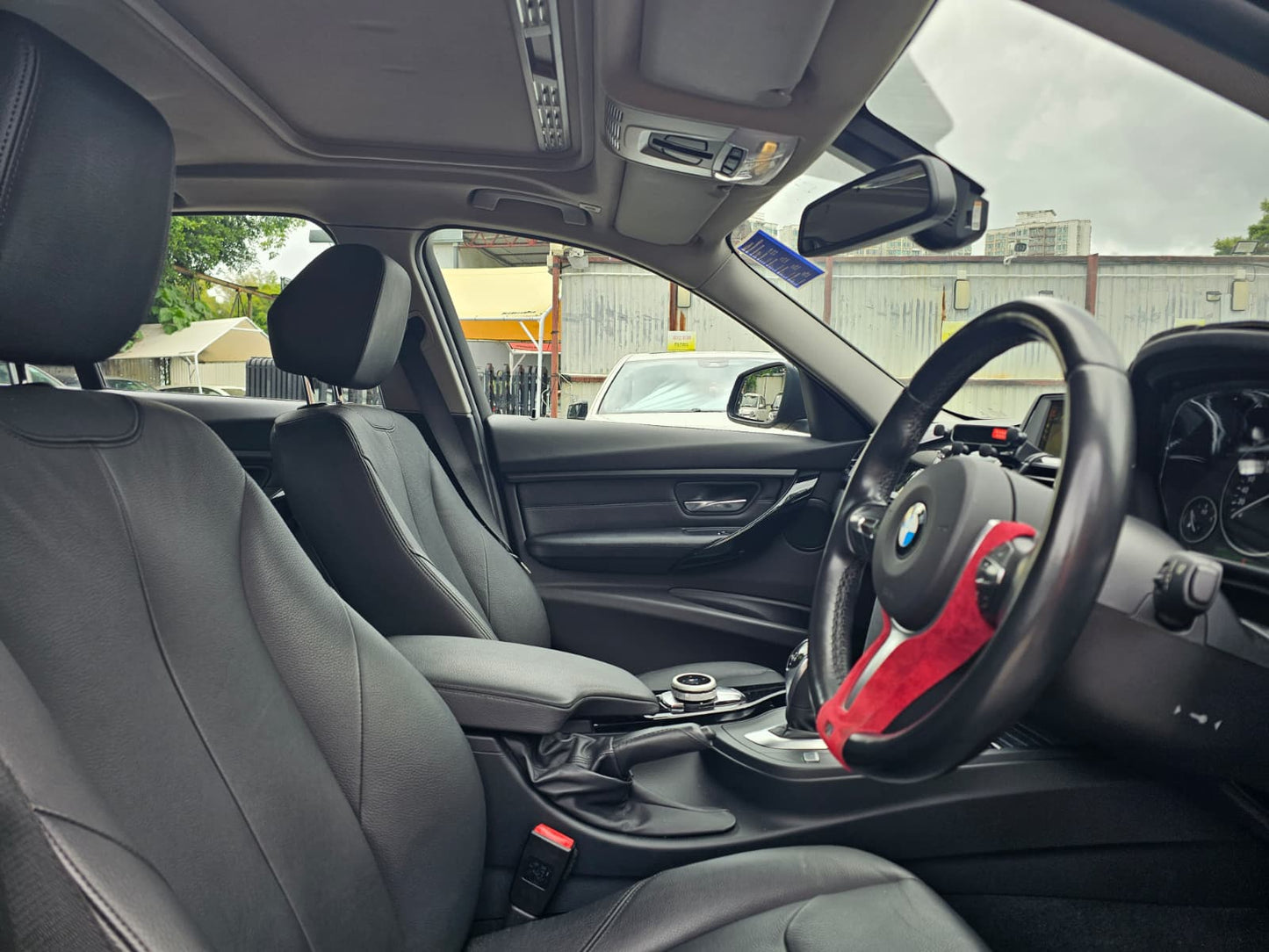 BMW 320IA 2016