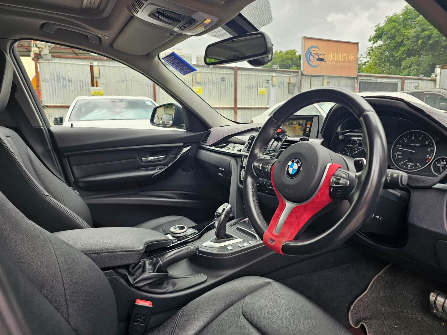 BMW 320IA 2016
