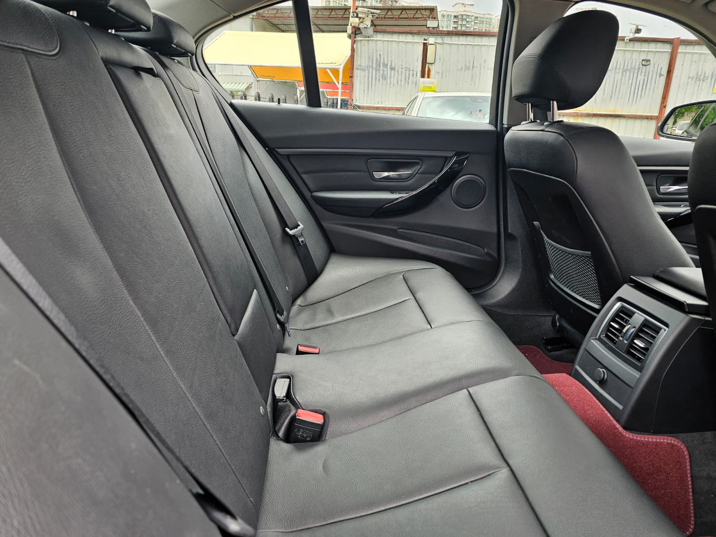 BMW 320IA 2016