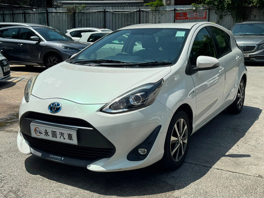 TOYOTA PRIUS C 2018