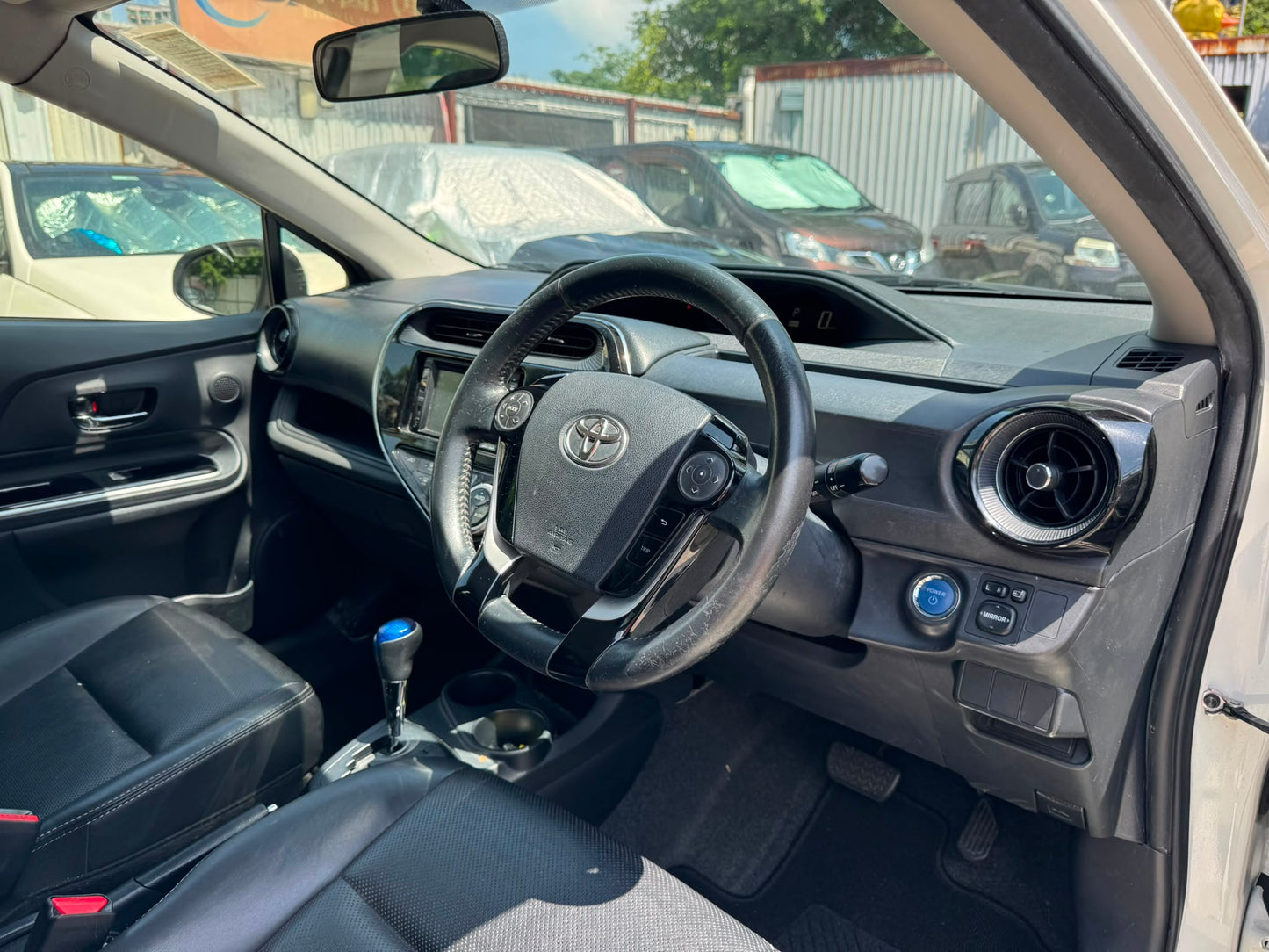 TOYOTA PRIUS C 2018