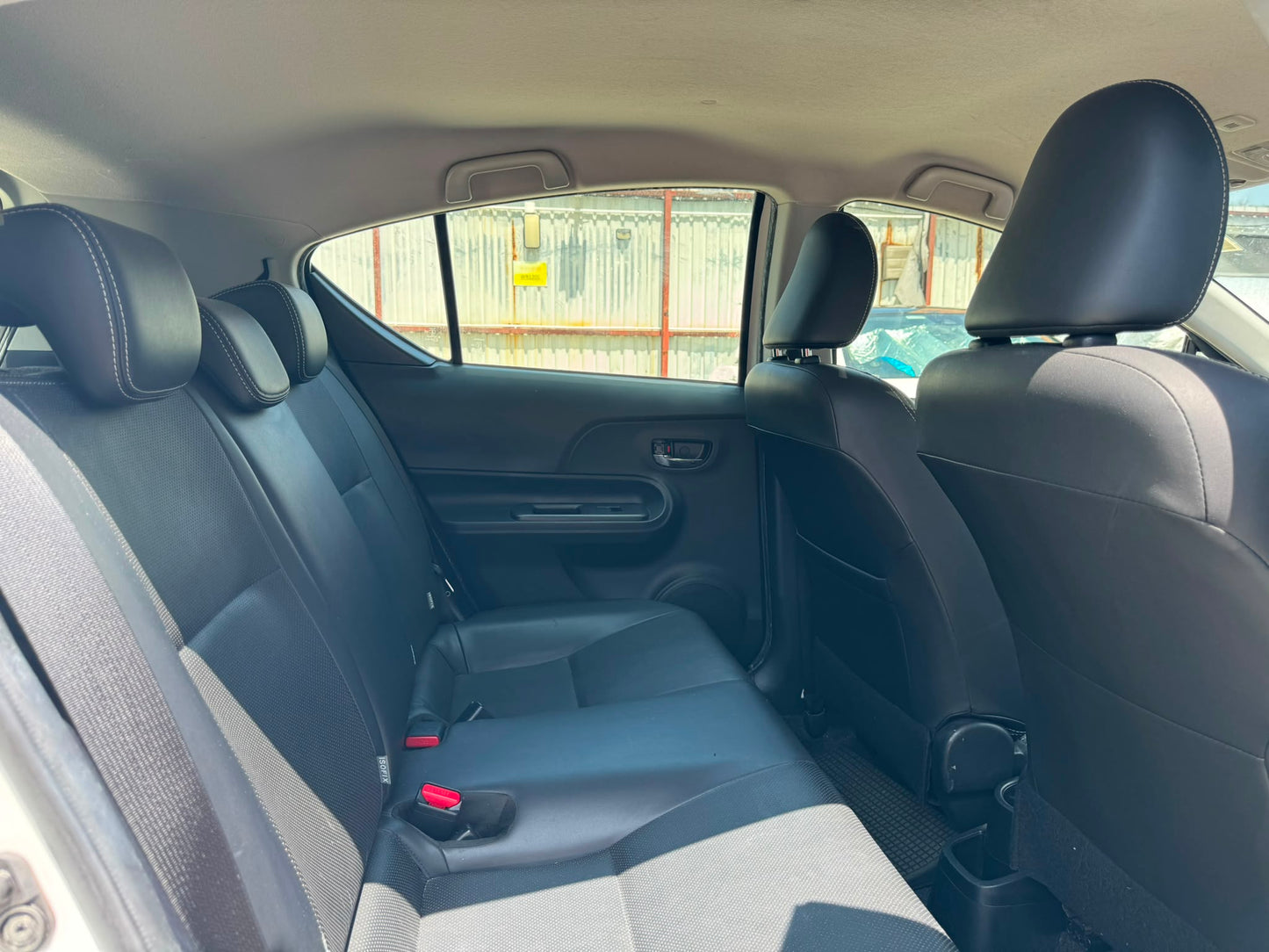 TOYOTA PRIUS C 2018