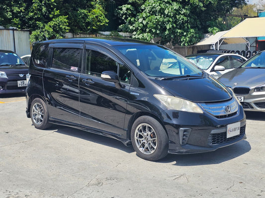 HONDA FREED HYBRID 2013
