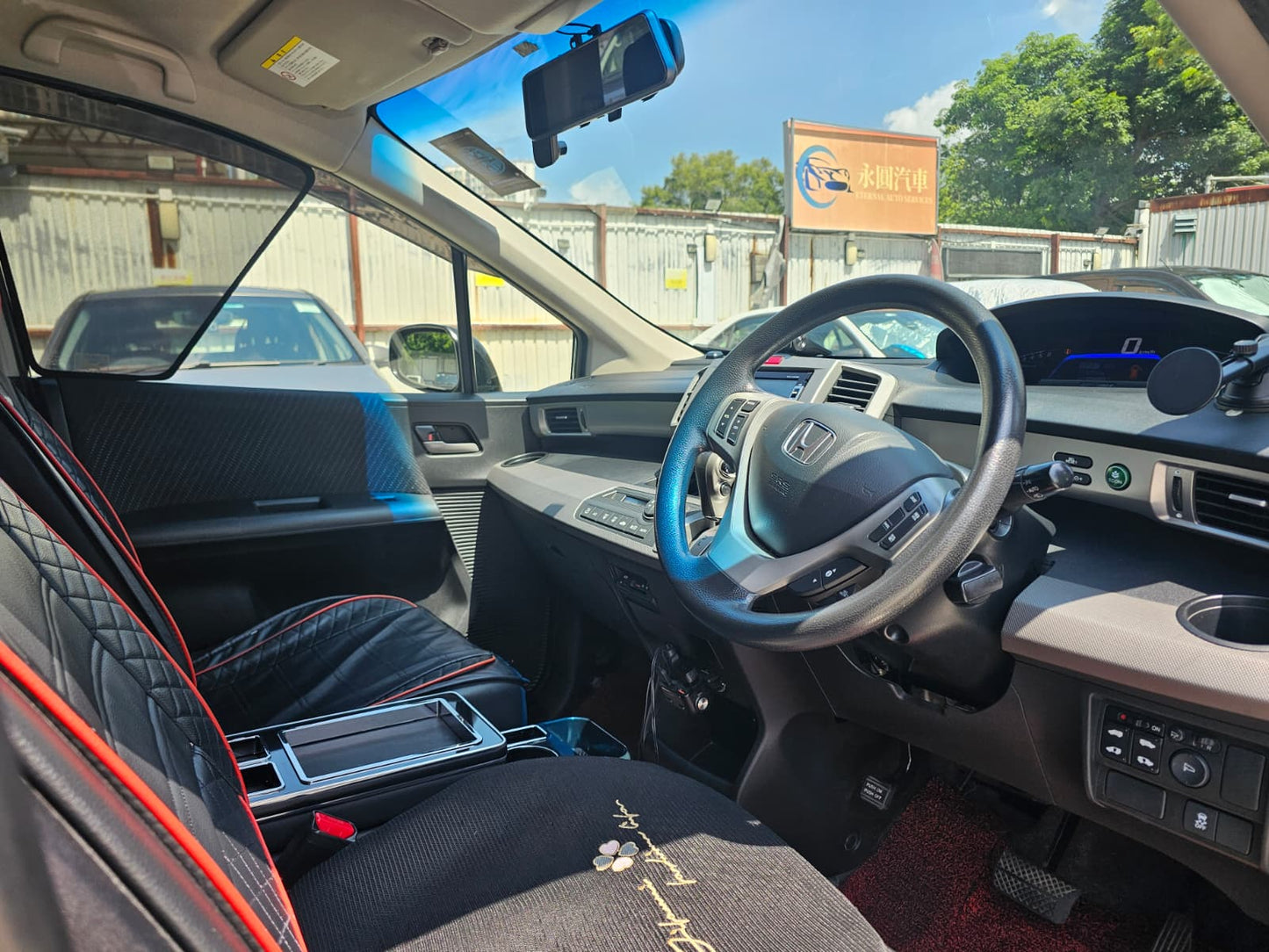 HONDA FREED HYBRID 2013