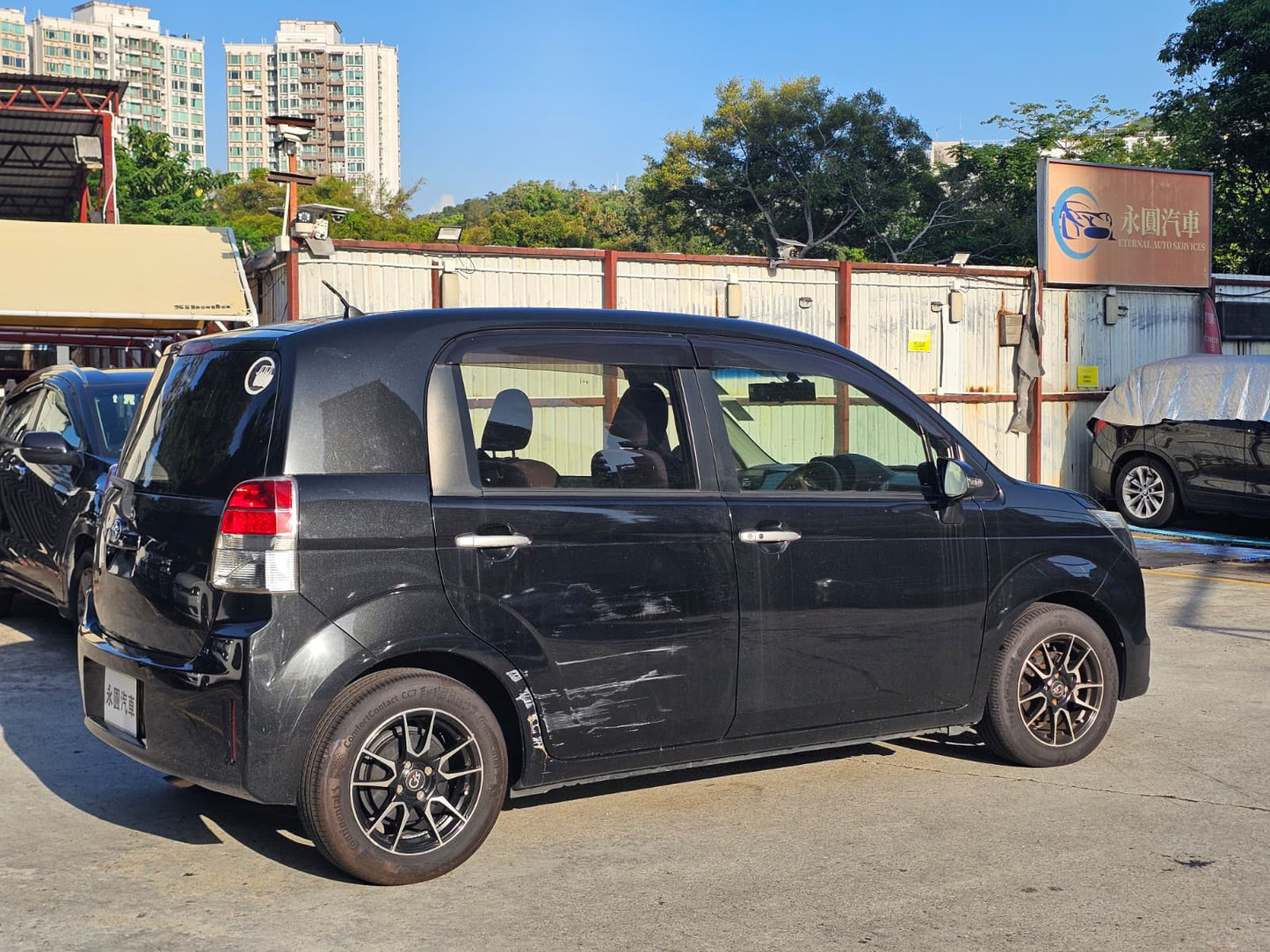 Toyota Spade 2013