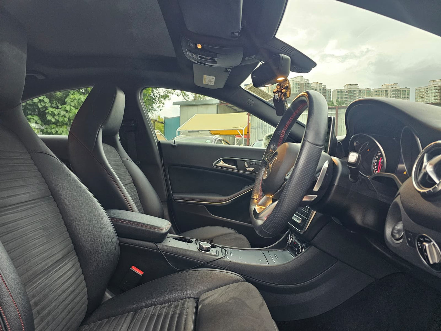 MERCEDES BENZ CLA250 2019