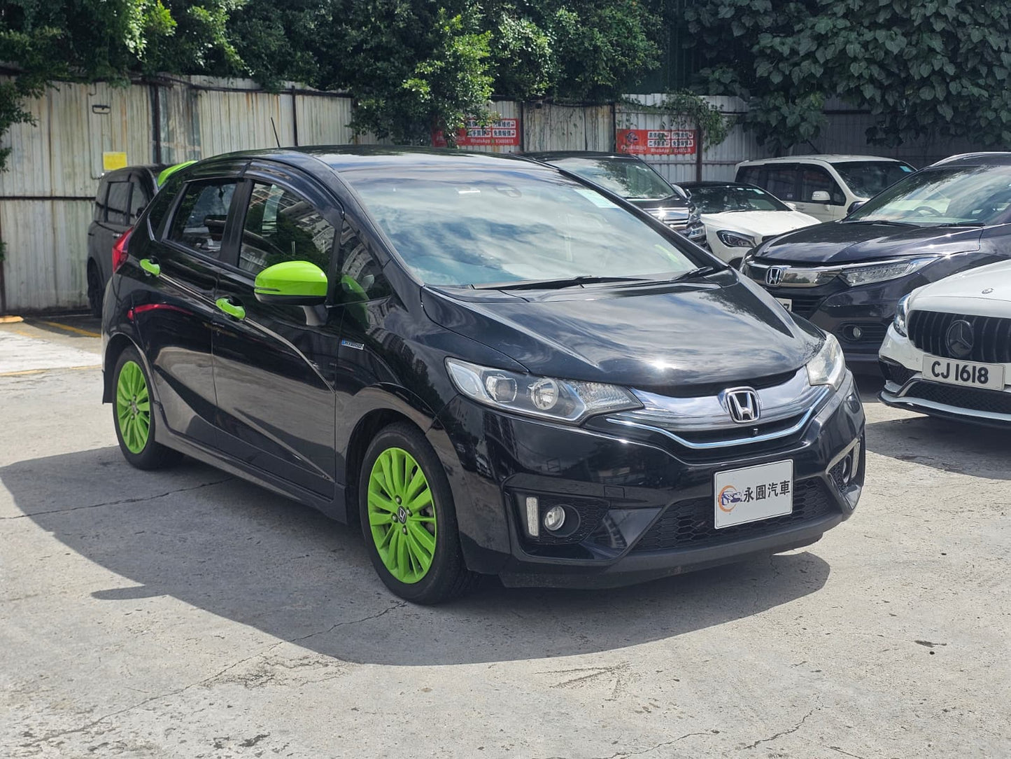 Honda Fit Hybrid 2015