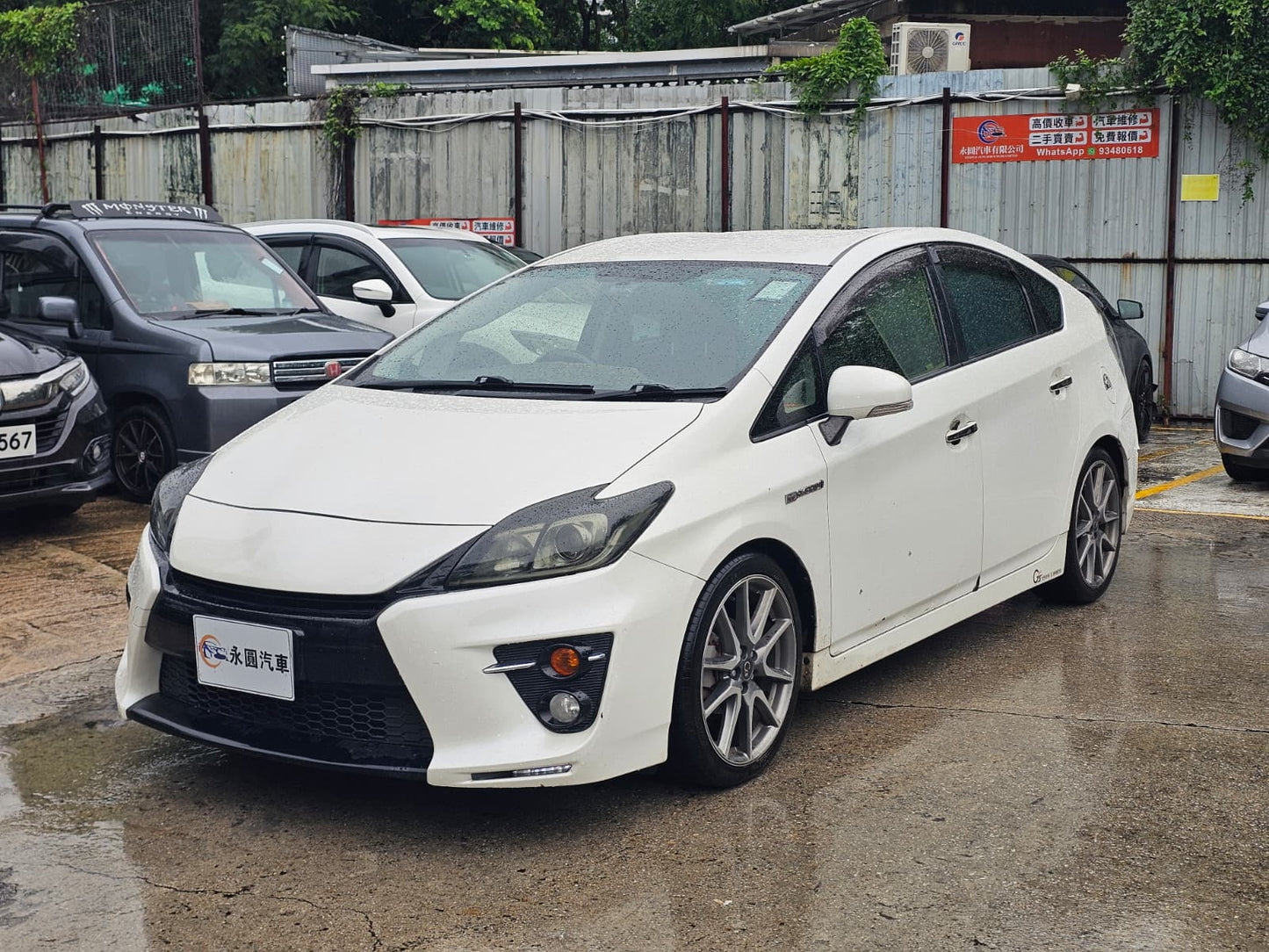 TOYOTA PRIUS HYBRID GS 2012
