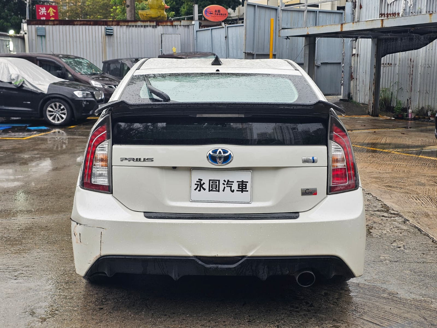 TOYOTA PRIUS HYBRID GS 2012