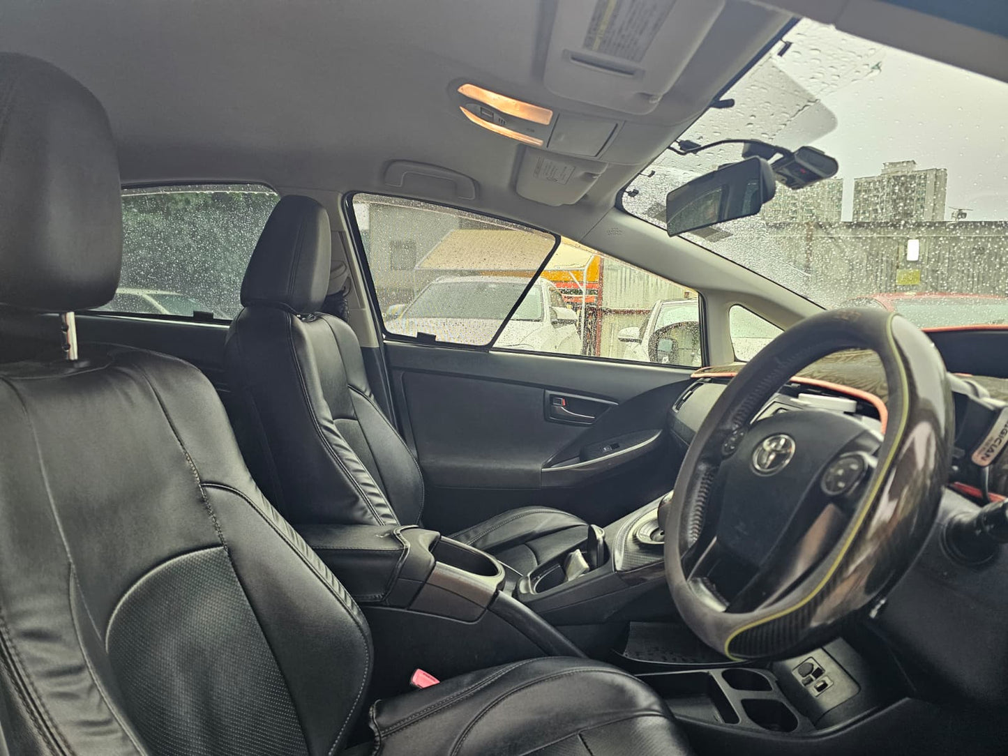 TOYOTA PRIUS HYBRID GS 2012
