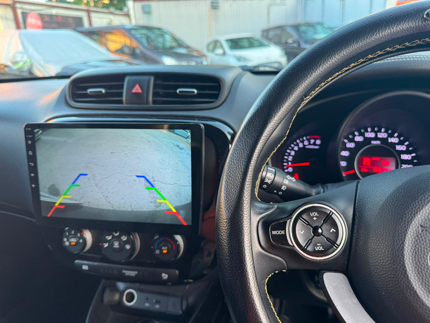 KIA SOUL DELUXE 2014
