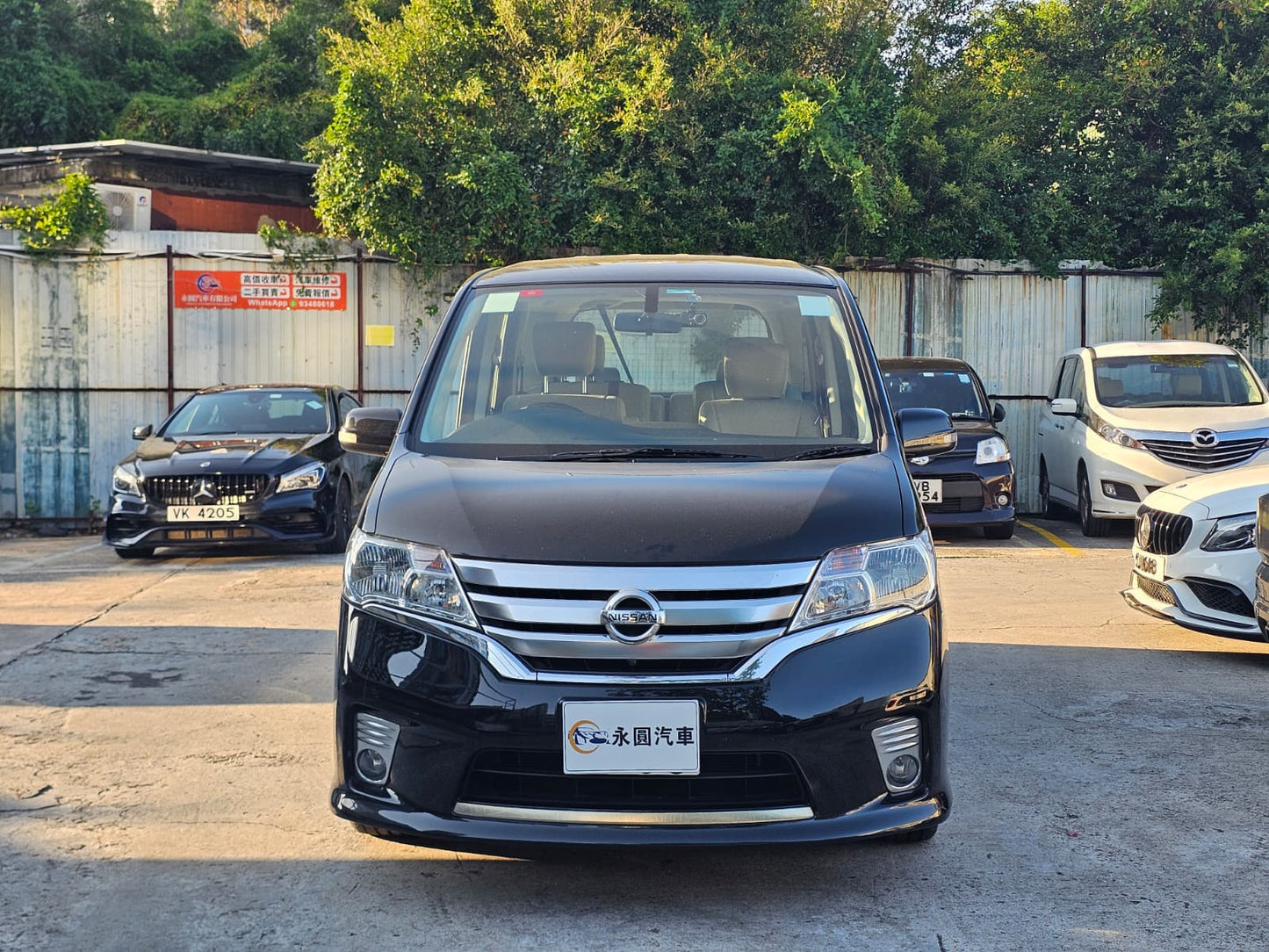NISSAN SERENA 2013