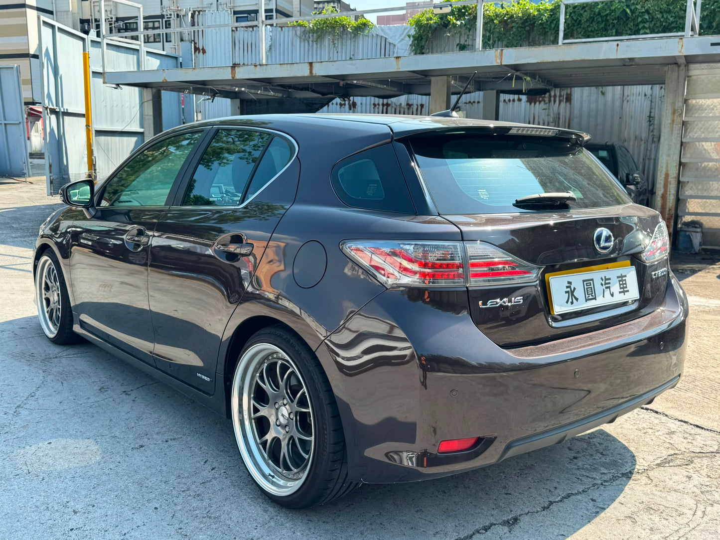 Lexus CT200h 2012