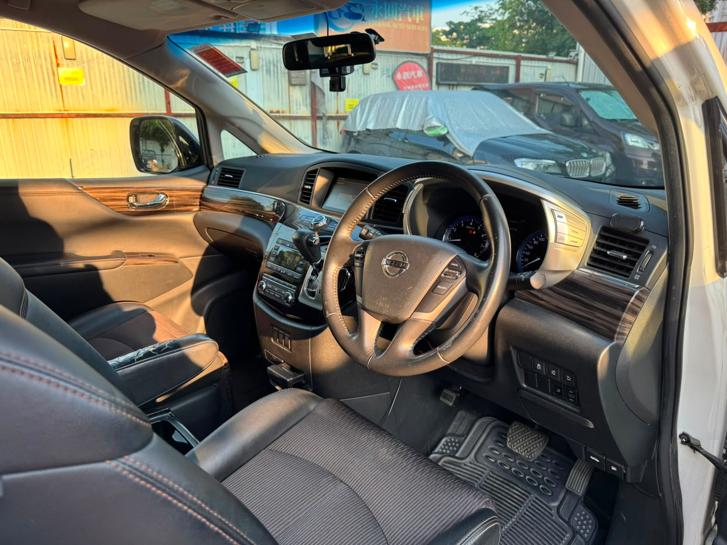 Nissan Elegrand 2018