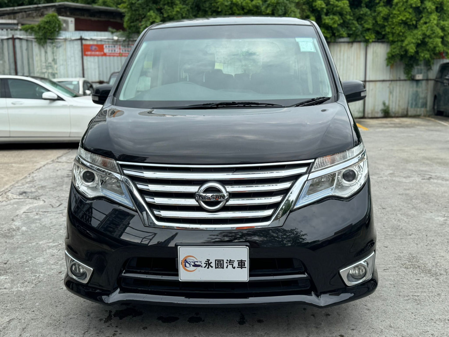 NISSAN SERENA  2015