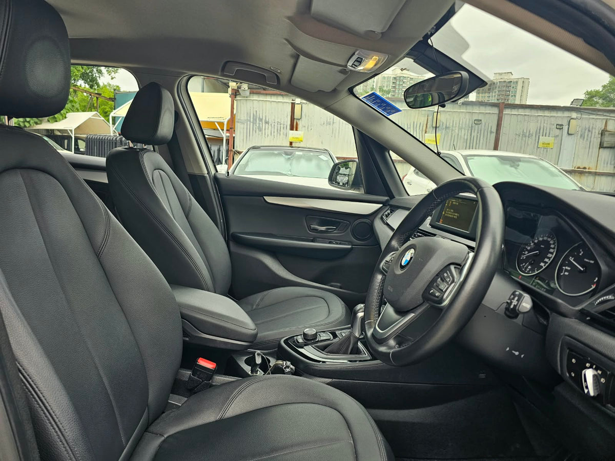 B.M.W 218IA 2014
