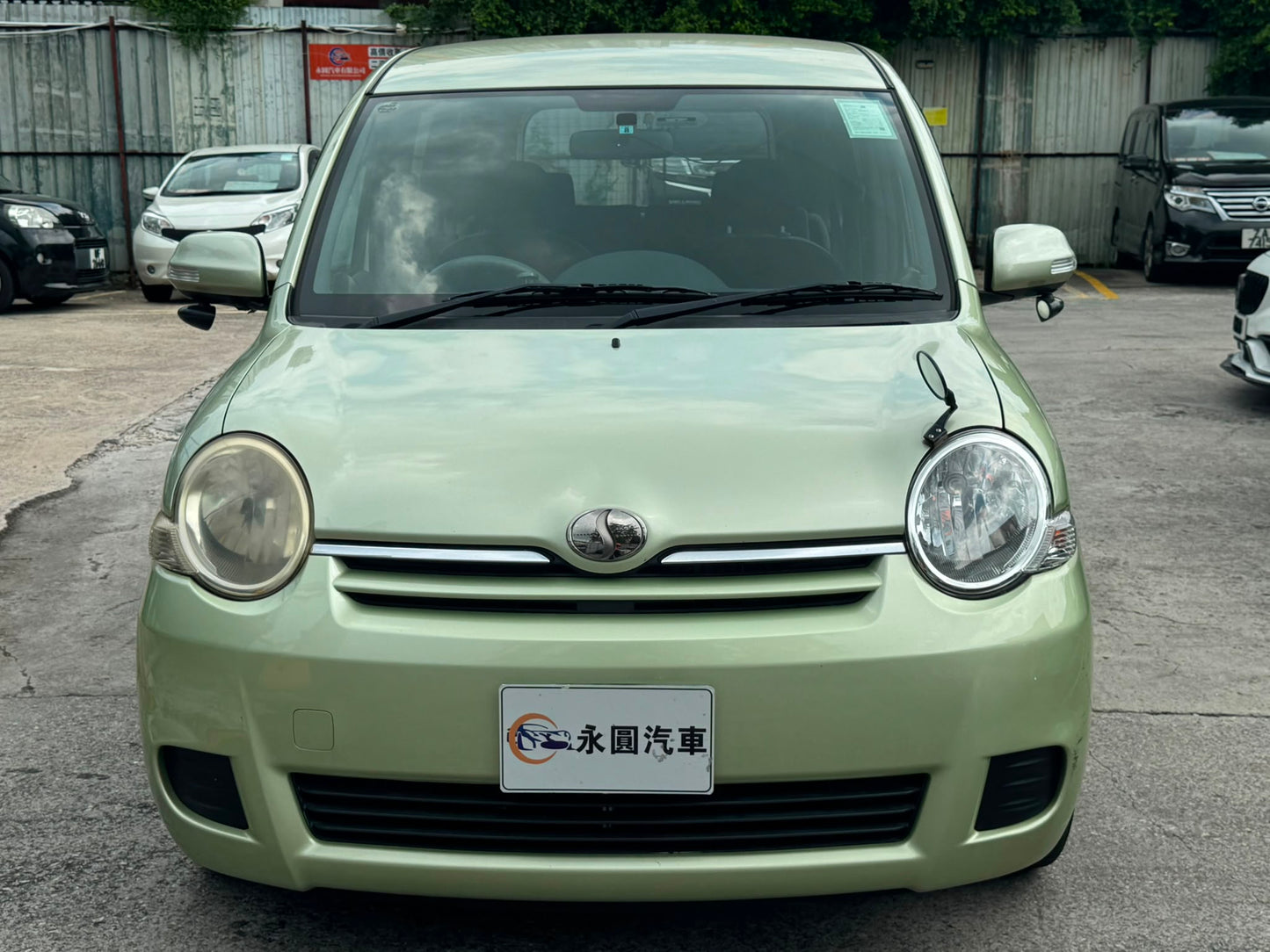 TOYOTA SIENTA 2009