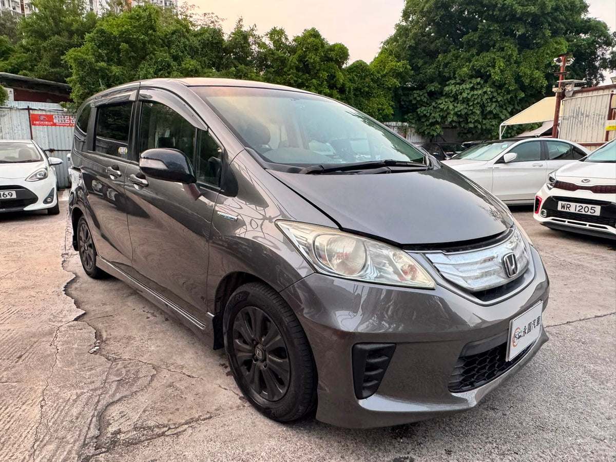Honda Freed Hybrid 2012