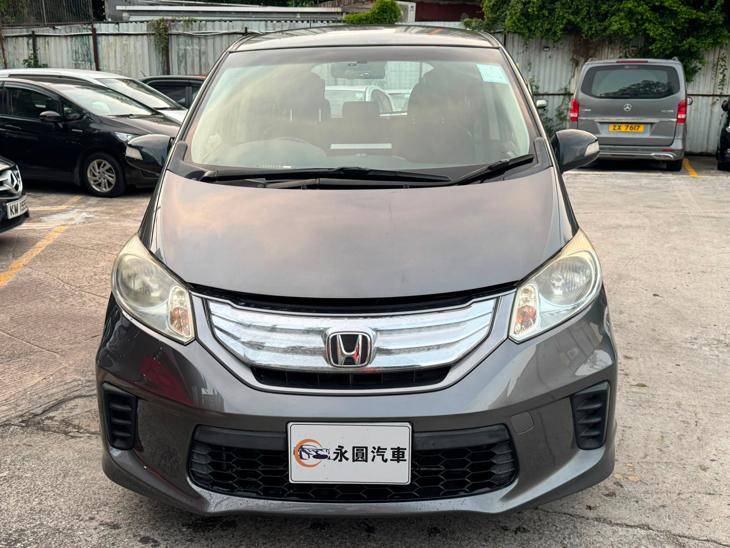 Honda Freed Hybrid 2012
