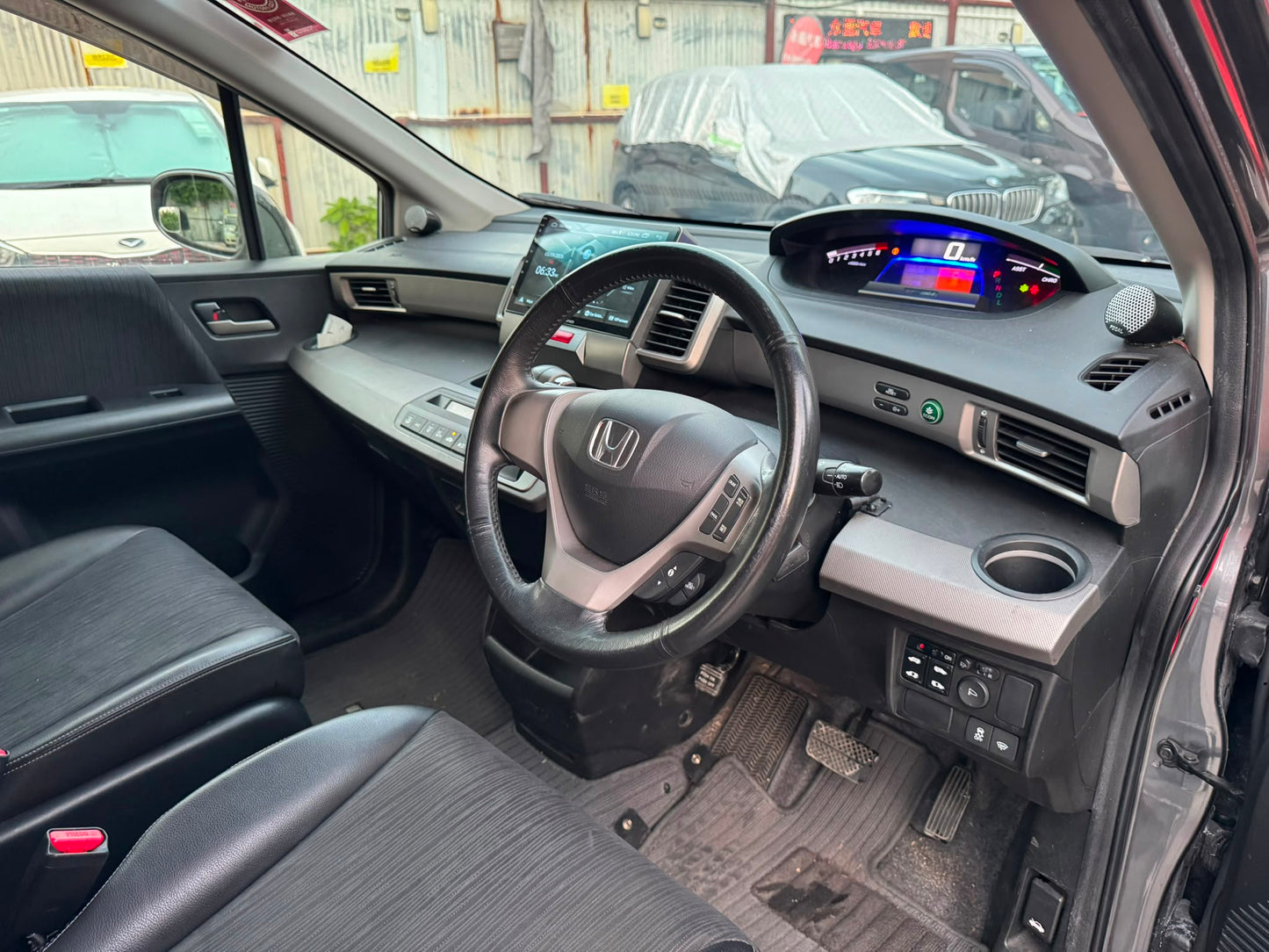 Honda Freed Hybrid 2012