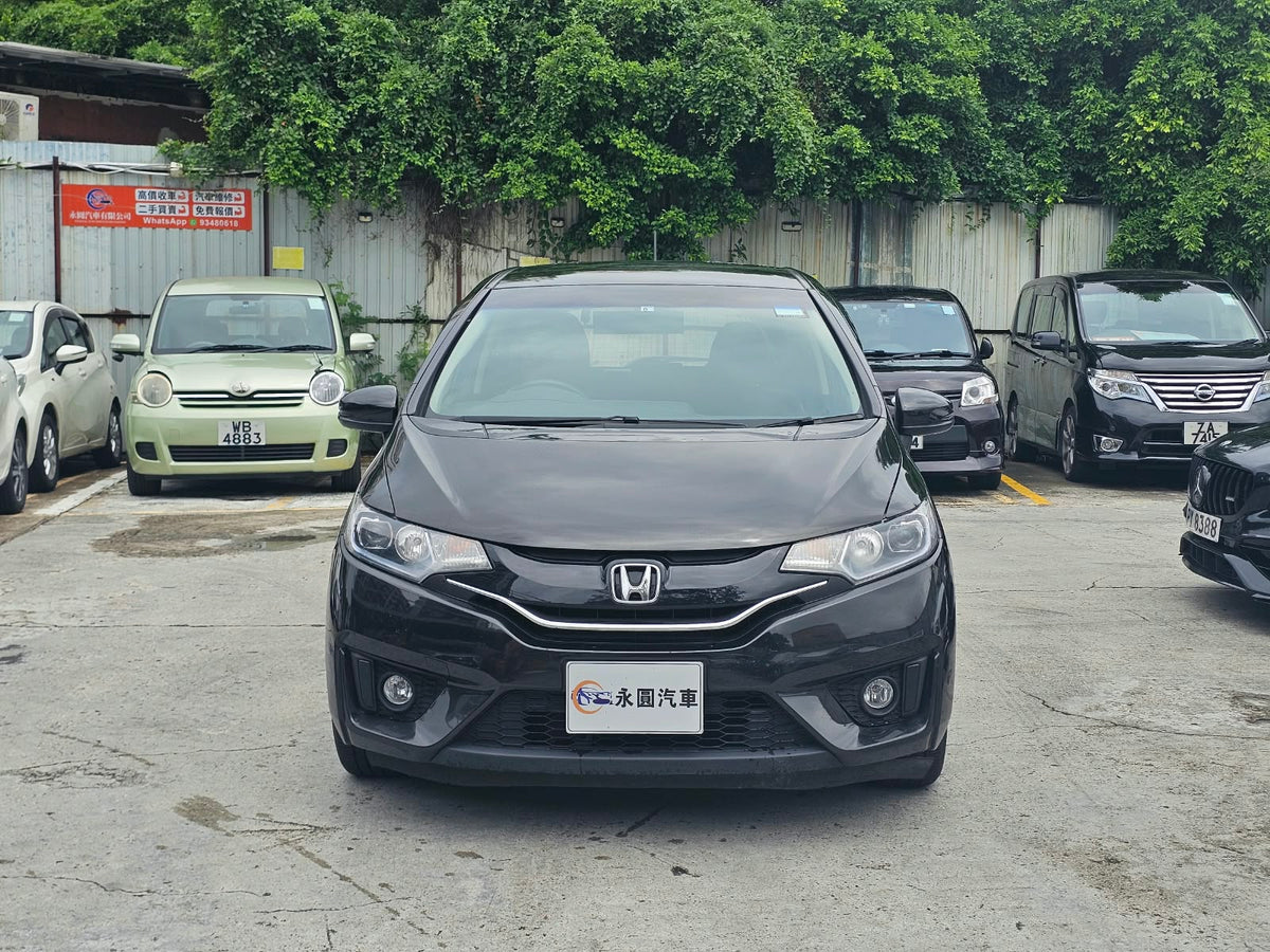 Honda Fit Hybrid 2015