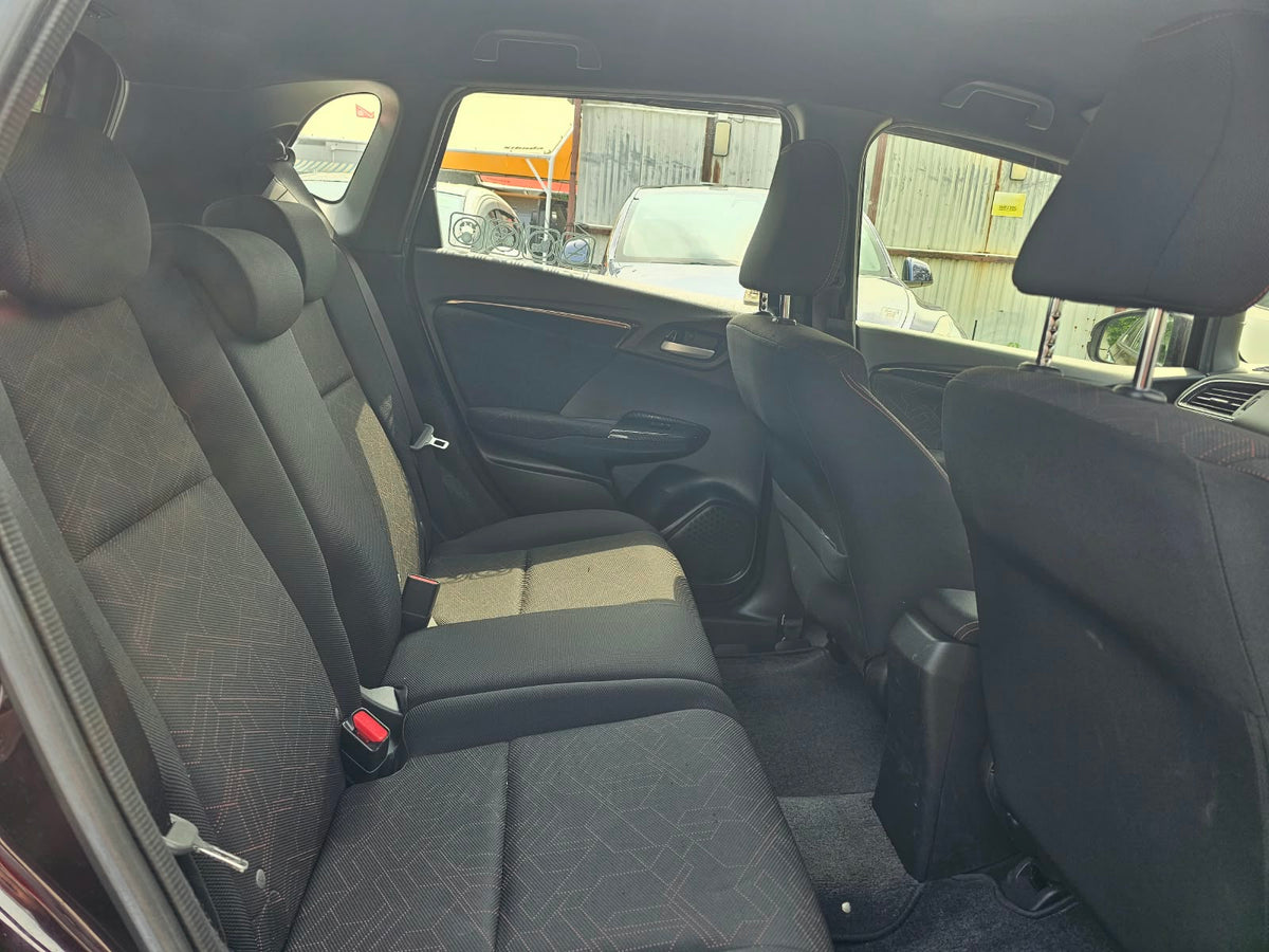 HONDA JAZZ 1.5 2015