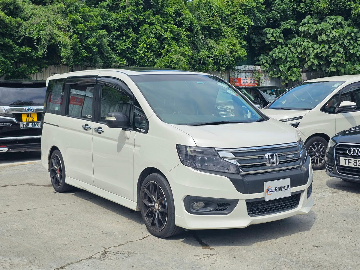 HONDA STEPWGN 2014